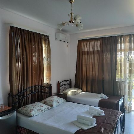 Guest House U Antoniny Gagra Ngoại thất bức ảnh